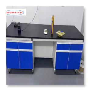 Customizable and Durable Laboratory Furnitures for Efficient Labs