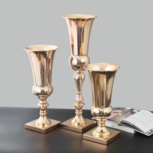Best New style classical gold metal flower vase stand wedding decoration centerpieces wholesale
