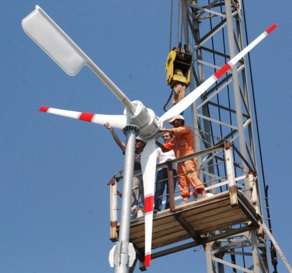 Cheap 5kw wind generator for home use for sale