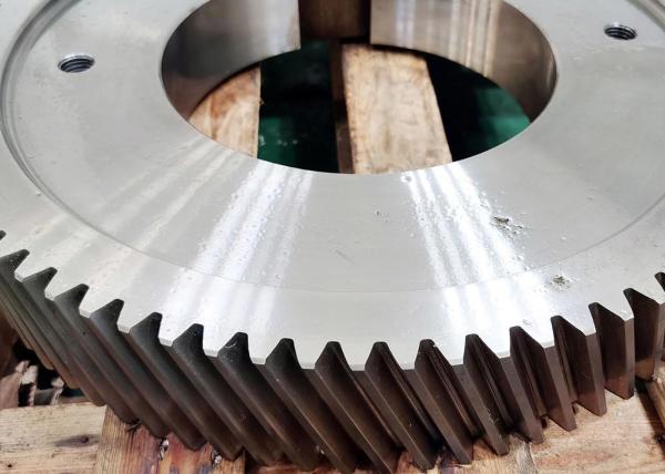 Cheap Carburizing Heat Treatment Single Helical Gear for Industrial Gearbox with 7 Module and 68 Teeth for sale