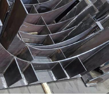 Intelligent Welding Robot System with Smart Vision and AI algorithm For shipyard