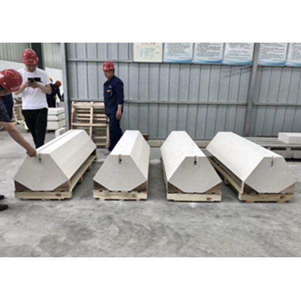 High Quality White Color Corundum Brick , Corundum Mullite Bricks For Kiln Inner Liner