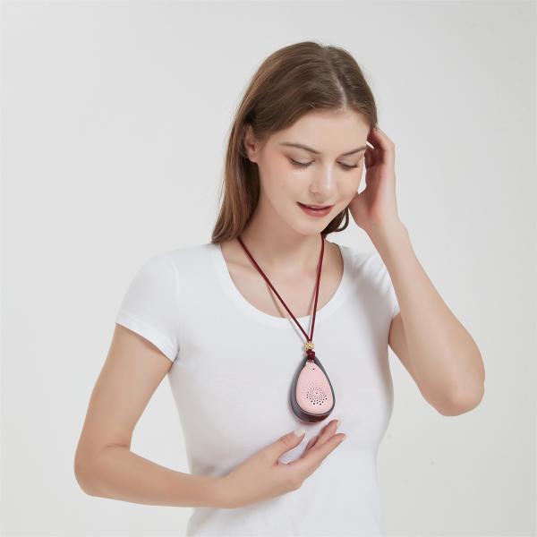 Cheap 1M3 Lightweight Wearable Air Purifier Dimensions 96 X 56 X 33mm Portable for sale