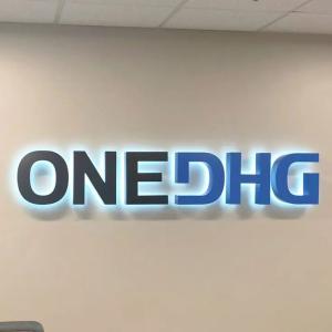China Custom Made LED Sign Lighting Letters Round Light Box for Decoration 28C Advertising on sale
