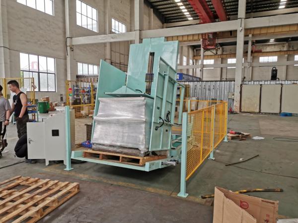 Cheap Powerful Automatic Pallet Stretch Wrapping Machine / PLC Baggage Wrapping Machine for sale