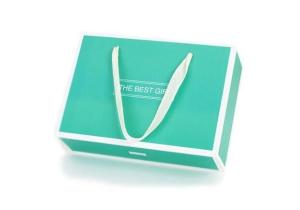 Best Lightweight CMYK Paper Box With Handle Custom Design Packaging Boxes wholesale