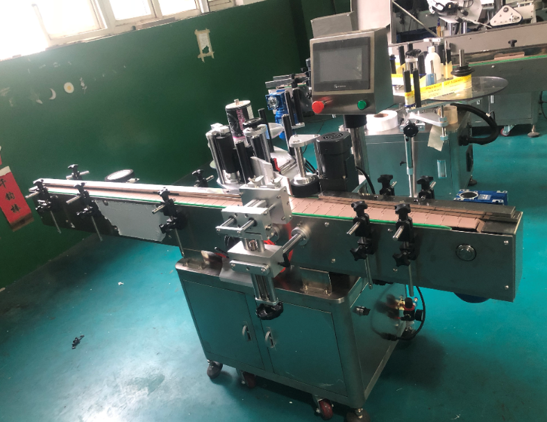 Side Round Bottle Labeling Machine Automatic High Speed For Plastic Cup
