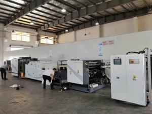 China Paper Polishing Overall Coating UV Varnishing Machine 1200mm Two Towers on sale