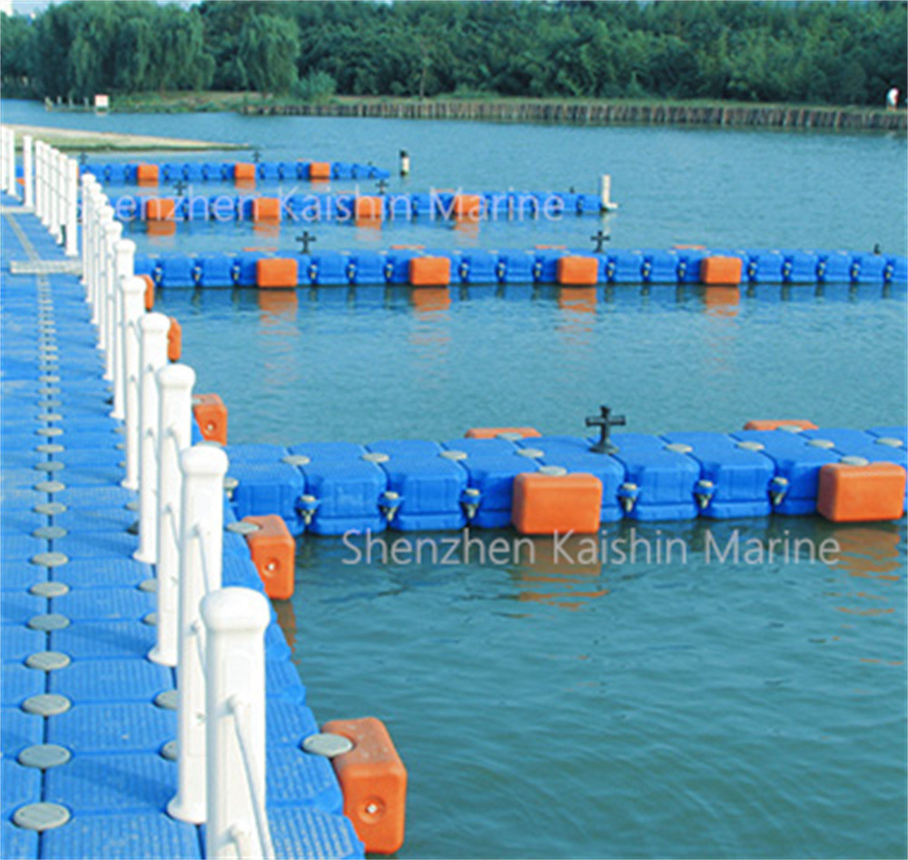 Portable Floating Platform Modular Floating Pontoon Cubes 350kg/Sqm Load Capacity