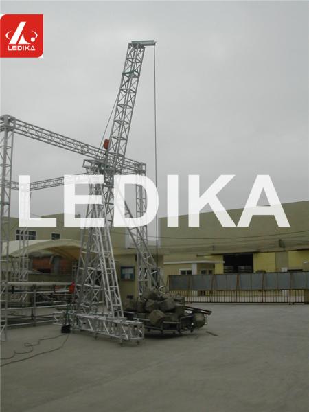 Cheap ISO Line Array Speaker Hanging Truss System 8 Meter Height 1.1 Ton Max Loading for sale