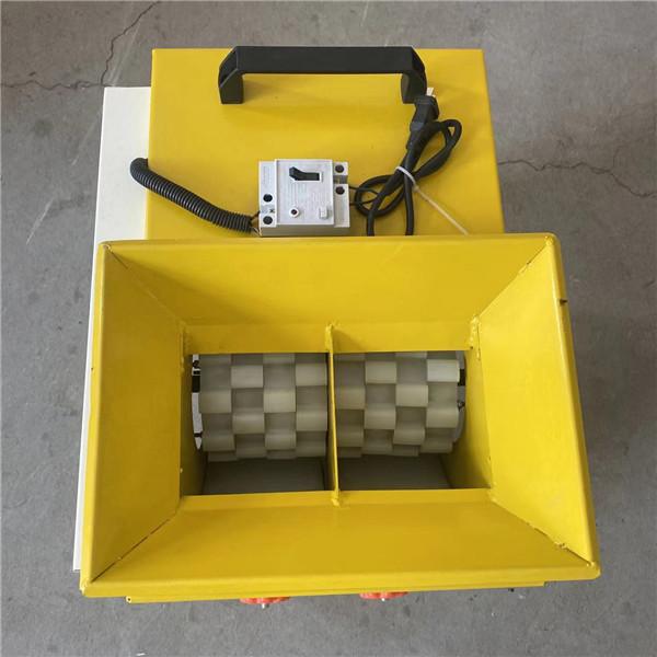 Cheap Small garlic separating machine, garlic cloves splitting machine for sale