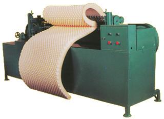 Cheap High Effeicient Sponge Production Line , Profiling Cutting Machine for sale