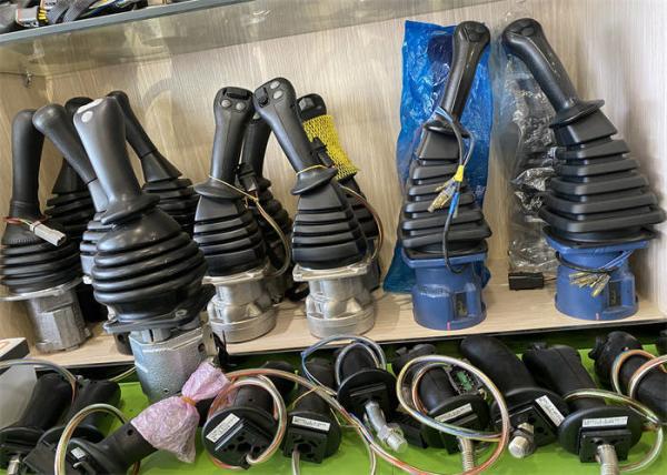 Cheap 1568143 1953510 Hitachi Excavator Joystick Controller With Low Pressure Valves for sale