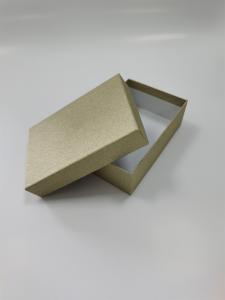China Custom Retail Packaging Boxes Degradable Ivory Cardboard Box Packaging ISO9001 on sale