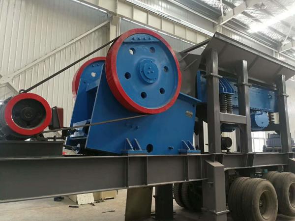 Cheap MCP Model Brand New Granularity Mobile Crushing Plant for  bituminous concrete crushing etc for sale