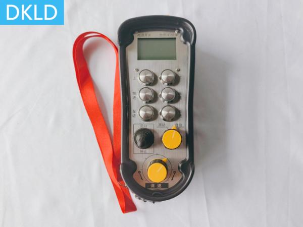 Cheap Industrial Wireless Remote Control With 4-Channel Switch Quantity In Strong Electromagnetic Field Environment for sale