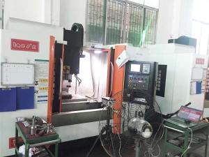 Higher Productivity 3 Axis Vertical Machining Center European Class P Linear Guide Way