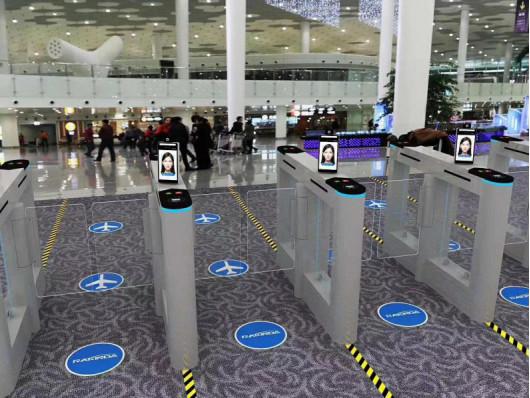 Cheap Card Reading 8 Inch Android Device With Double Camera For Facial Recognition In Channel Gate for sale