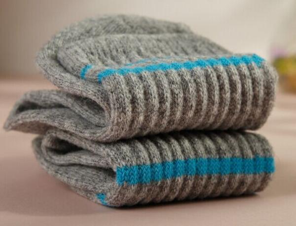 Cheap wool socks for men for sale